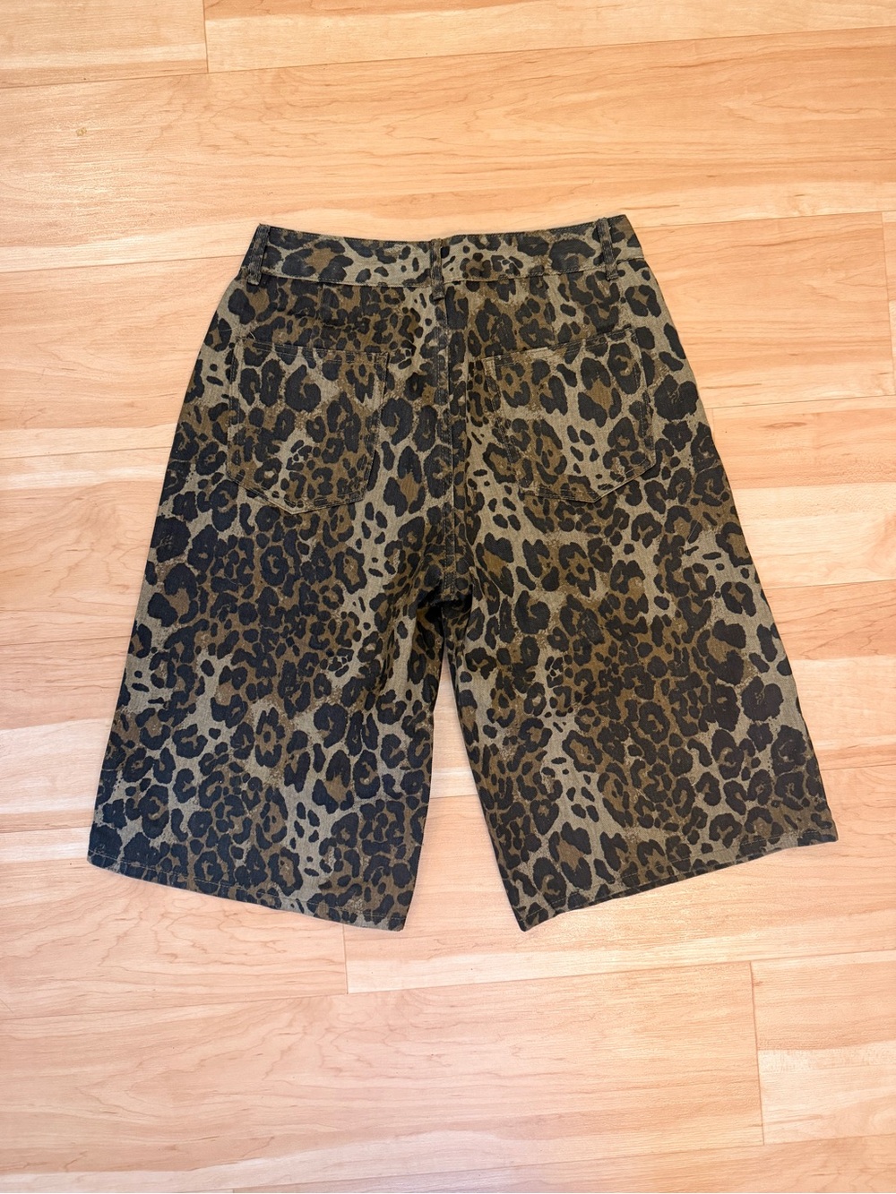 Leopard Print Denim Bermuda Shorts - Picture 3 of 8